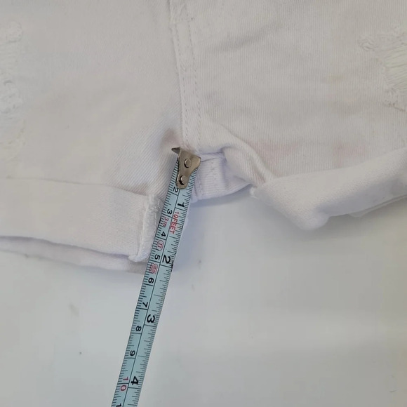 True Gypsy Womens 5 Shorts Cuffed Distressed Zipper Fly Denim Jean White Stretch - Picture 9 of 9